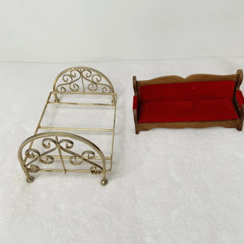 Vintage Concorde Miniatures Red Velvet Parlor Sofa Brass Bed Dollhouse Furniture